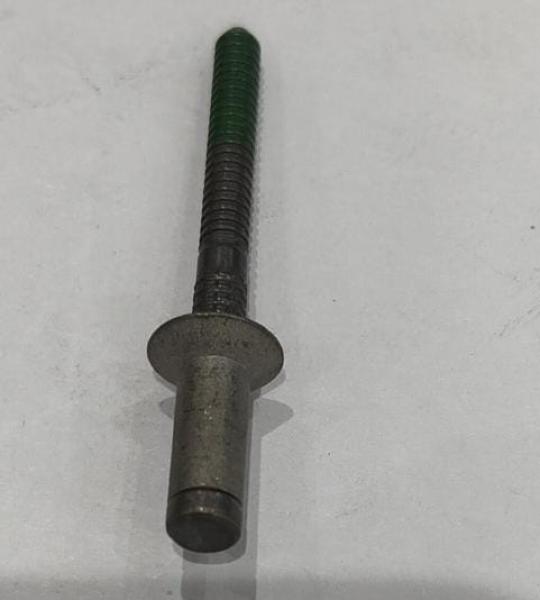 MS21140U0504   BOLT