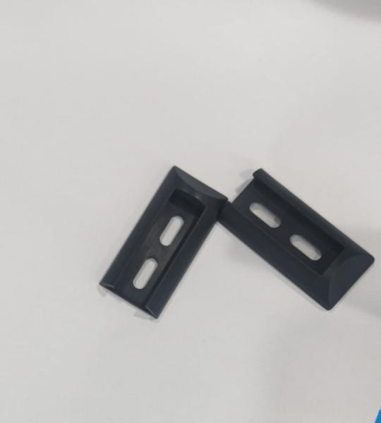 S70030-3W END CAP RUB STRIP