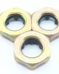 MS17826-6  NUT