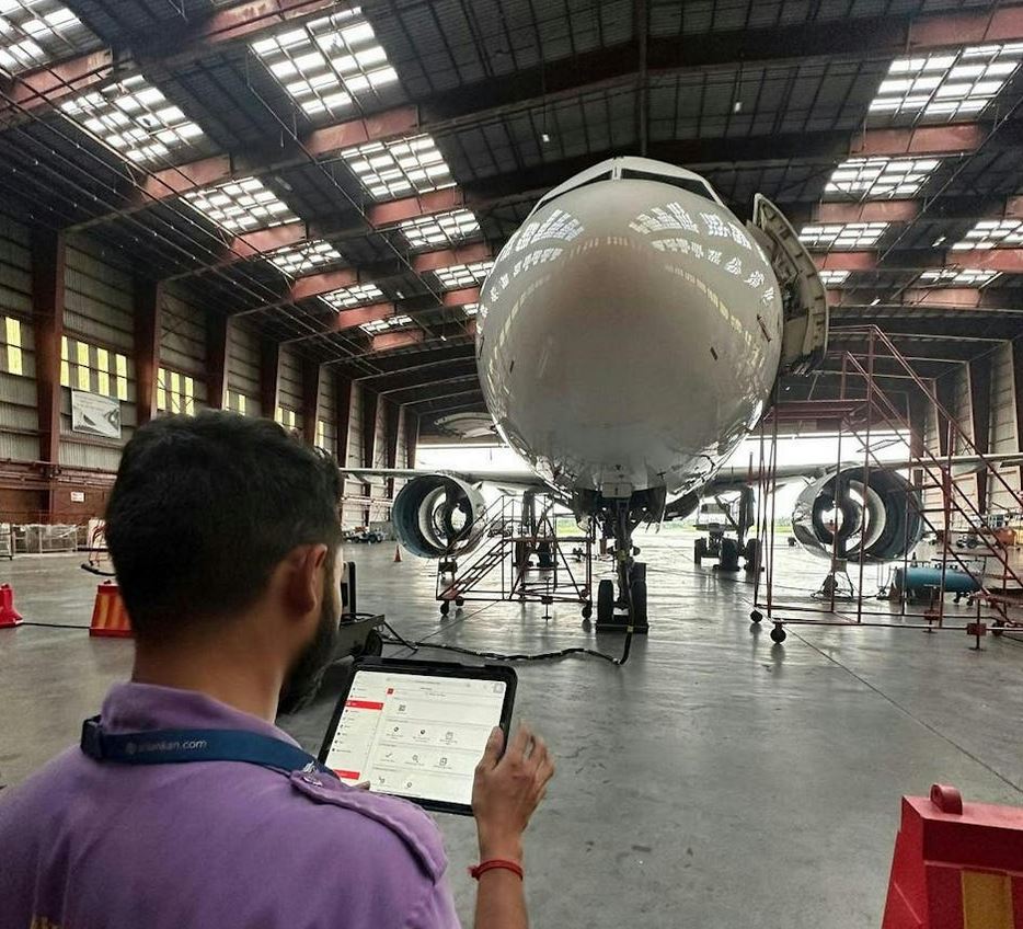 Airlines & MRO